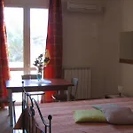 Teresa Oda ve Kahvaltı Lecce