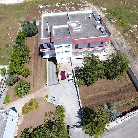 特雷莎别墅住宿加早餐酒店 莱切